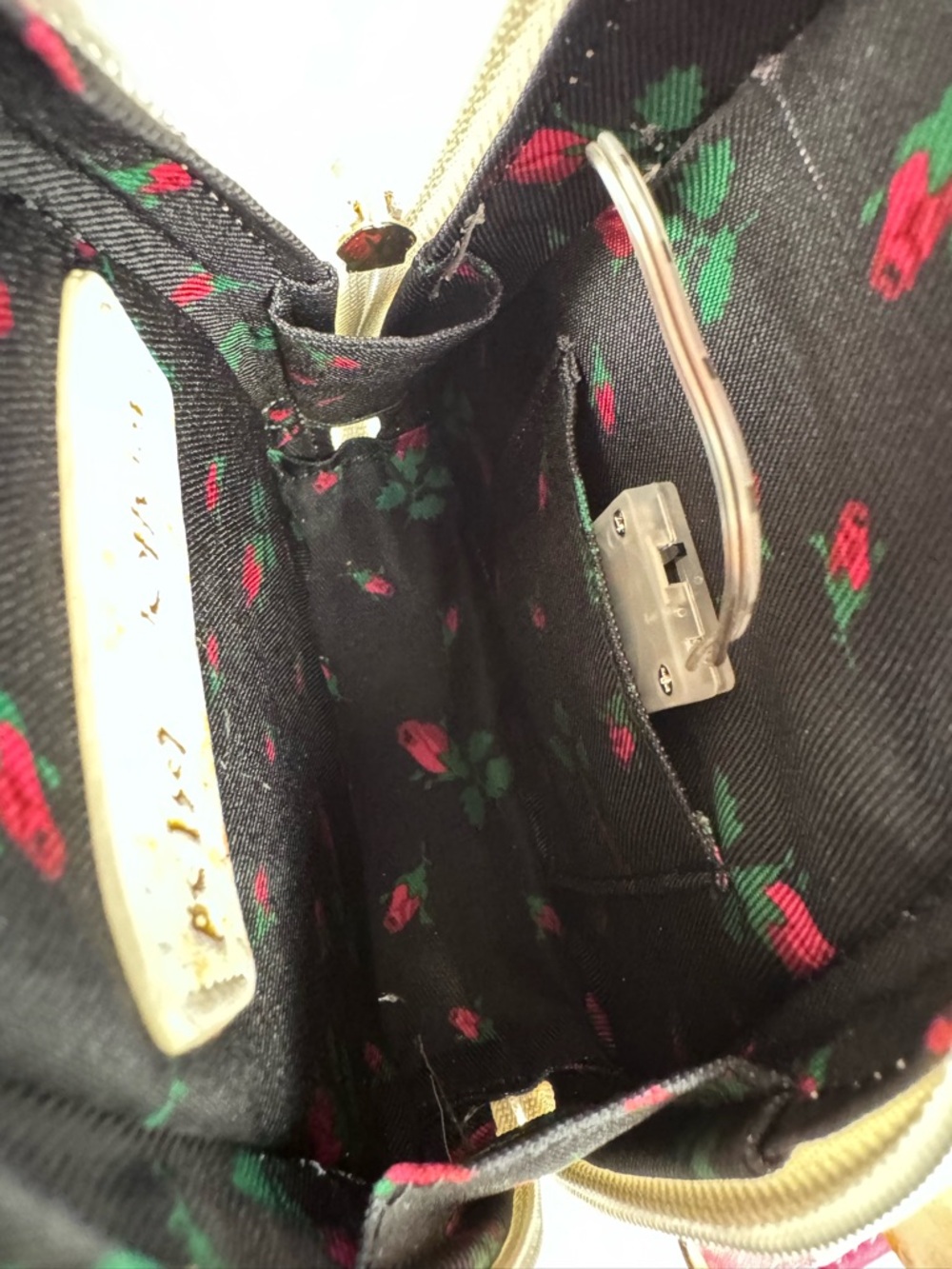 Betsey Johnson Kitsch Christmas Tree Crossbody Bag Purse Lights up RARE euc - Picture 11 of 16